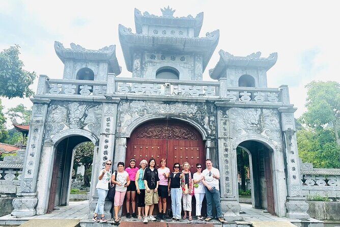 Ninh Binh Tam Coc Tour with Boat Trip and Lunch - Exploring Ninh Binh: The Highlights of the Tam Coc Tour