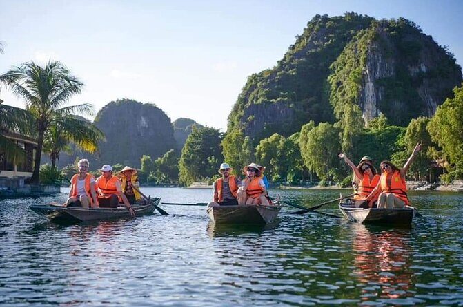 Ninh Binh Tour from Hanoi for 6-9 Pax/tour by DCar Limousine - FAQ