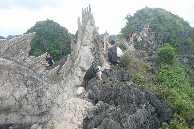 Ninh Binh Tour of Hoa Lu,Tam Coc, and Mua Cave  - Hanoi - Common Questions