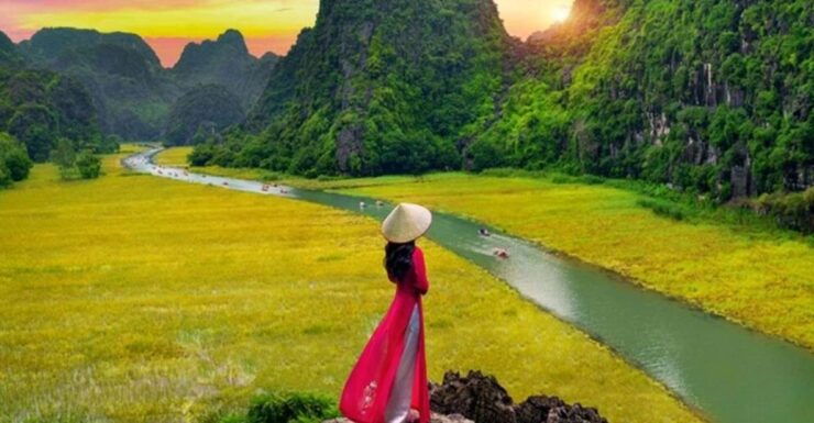 Ninh Binh Tour to Hoa Lu Tam Coc, Boat, Buffet, Cycling - Hoa Lu Ancient Capital Visit