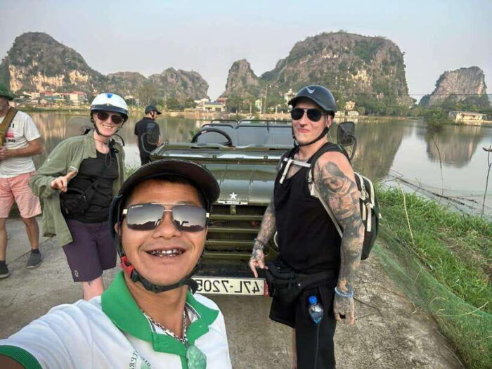 Ninh Binh: Trang An and Mua Cave Half-Day Private Jeep Tour - Panoramic Views From Mua Cave