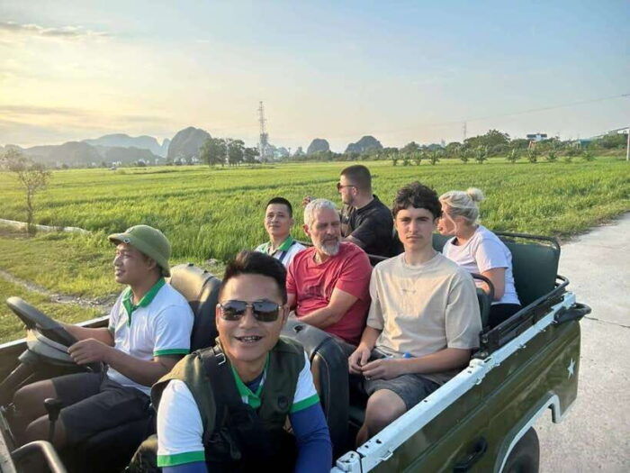Ninh Binh: Trang An and Mua Cave Half-Day Private Jeep Tour - Return Journey