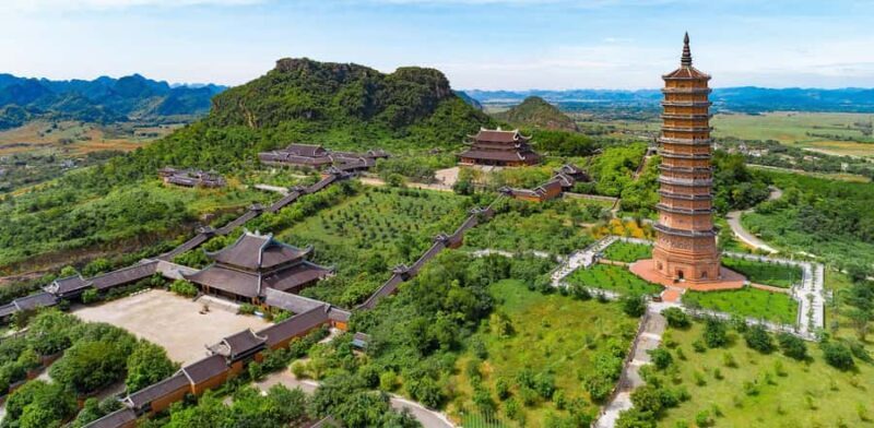 Ninh binh: Trang An, Bai Dinh Pagoda and Hang Mua Day Trip - Climbing Mua Cave for Unbeatable Panoramas