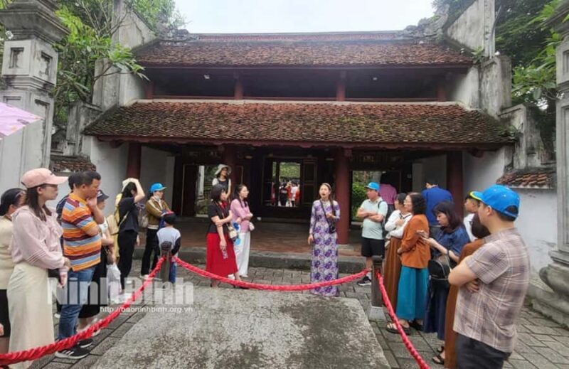 Ninh Binh: Trang An Boat Ride, Hoa Lu, Mua Cave, Bich Dong - Good To Know