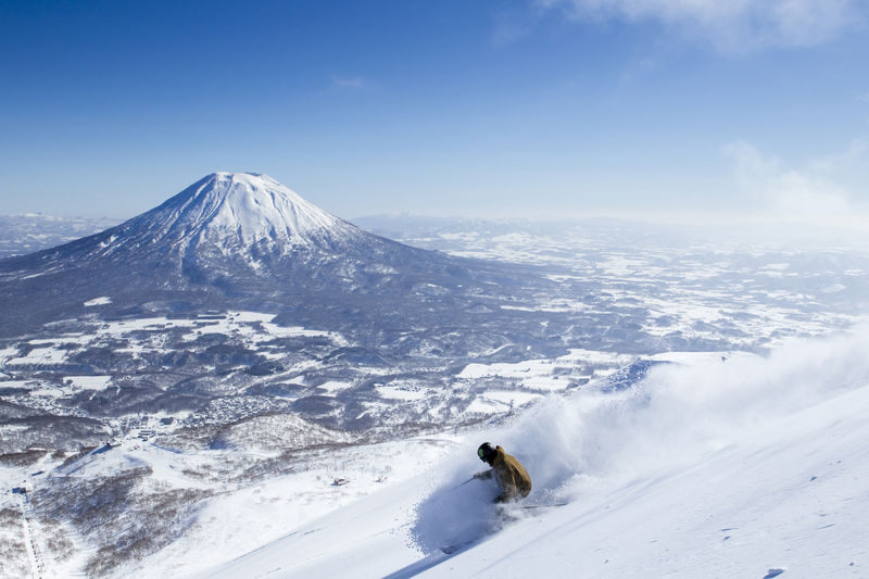 Niseko Grand Hirafu Ski Resort Ski Tour from Sapporo - Four hours on snow, not a full ski day