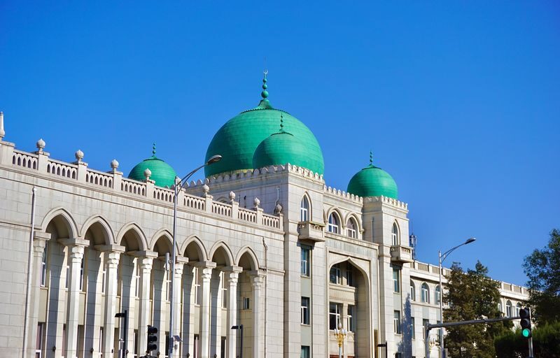 Niujie Halal Food Exploration Experience - What the guide adds to the food
