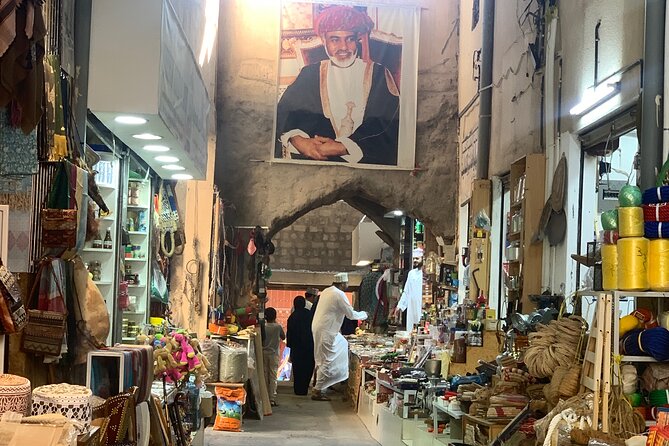 Nizwa Souq, Nizwa Fort and Jabel Akhder Private Guided Full Day - Important Considerations