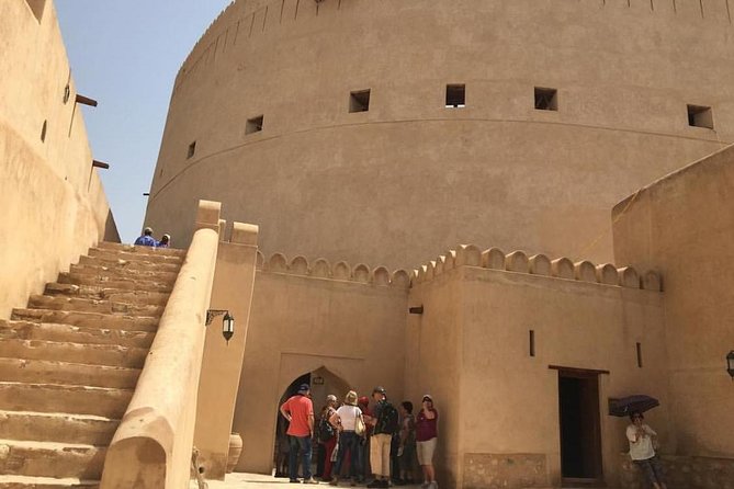 Nizwa Tour (Price per Vehicle) - Booking Policies