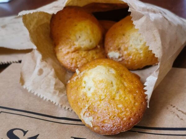 No Diet Club - Best Food Tour in East London - Group Size