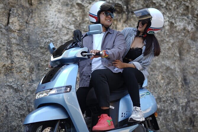 Noabike TVS iQube S: The Future of Urban Mobility - Exploring Rajasthan on an Electric Scooter