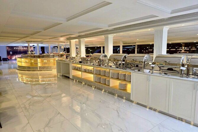 Noah Chao Phraya Buffet Dinner Bangkok Cruise from Iconsiam - Group Size and Accessibility