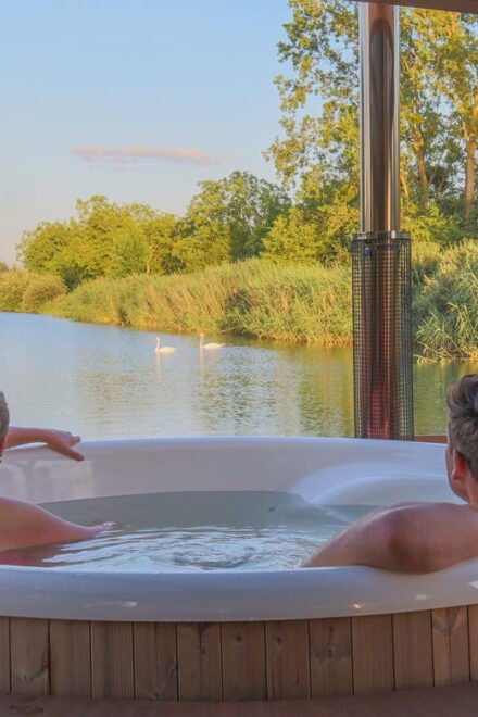 Nocturnal Eclipse - Evening Private Boat Cruise in Champagne - Inclusions and Amenities