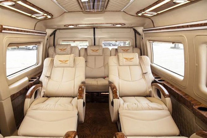 Noi Bai Airport See-Off by Limousine Vehicle (Hotels to Airport) - Meeting and Pickup