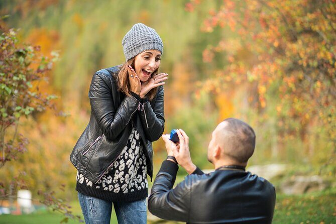 NON BUS FALL COLORS Traverse City Old Mission Wine Tour - An In-Depth Look at the Tour Experience