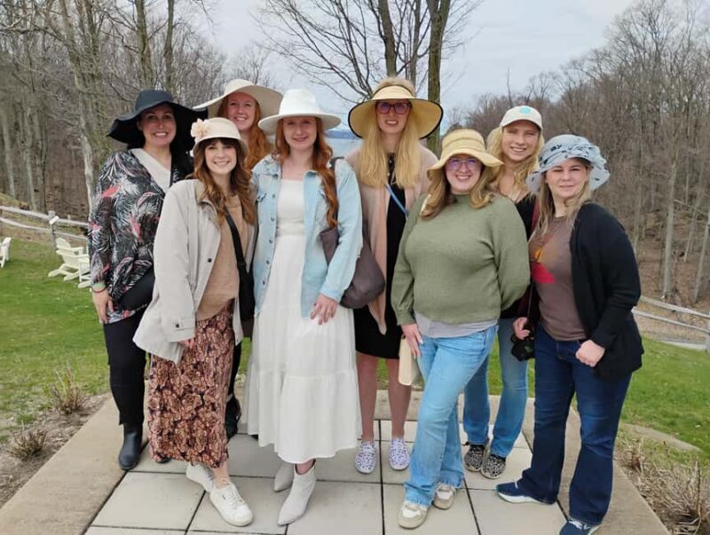 NON BUS GIRLS TRIP Traverse City Old Mission Wine Tour - Review of the NON BUS GIRLS TRIP Traverse City Old Mission Wine Tour