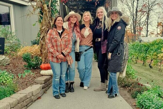 NON BUS Traverse City Fine Red Wine Tasting Tour - In The Sum Up