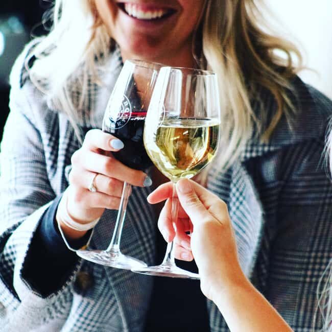 NON BUS Traverse City Old Mission Hard Cider Lovers Tour - What Sets This Tour Apart?