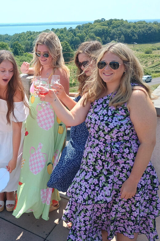 NON BUS Traverse City Old Mission Peninsula 4 Winery Tour - An Inside Look at the Tour Experience