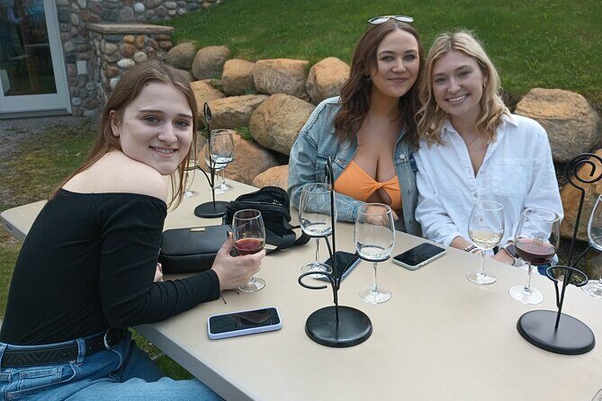 NON BUS Traverse City Singles Mingle Sunset Wine Distillery Tour - Good To Know