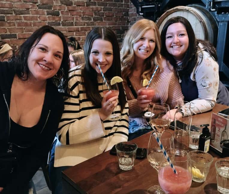 NON BUS VIP Cadillac Escalade Old Mission Traverse Wine Tour - Who Is This Tour Best For?