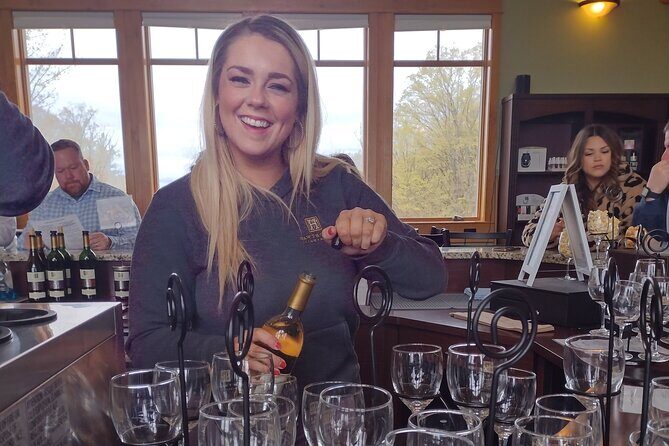 NON BUS VIP GMC Yukon Traverse Old Mission Peninsula Wine Tour - Good To Know