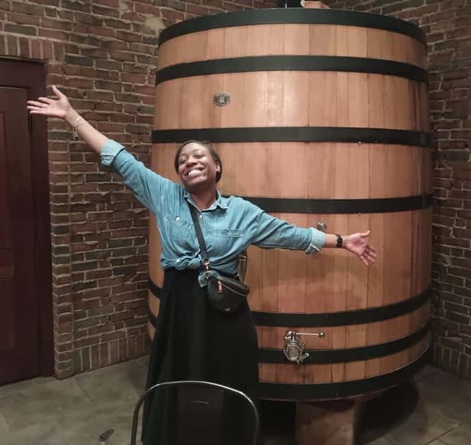 NON BUS VIP Red Wine Lovers Old Mission Traverse Wine Tour - Who Will Love This Tour?