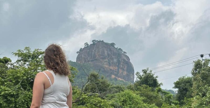 Non-Touristic spots Tuk Tuk Safari: Sigiriya & Pidurangala - The Experience of the Drive
