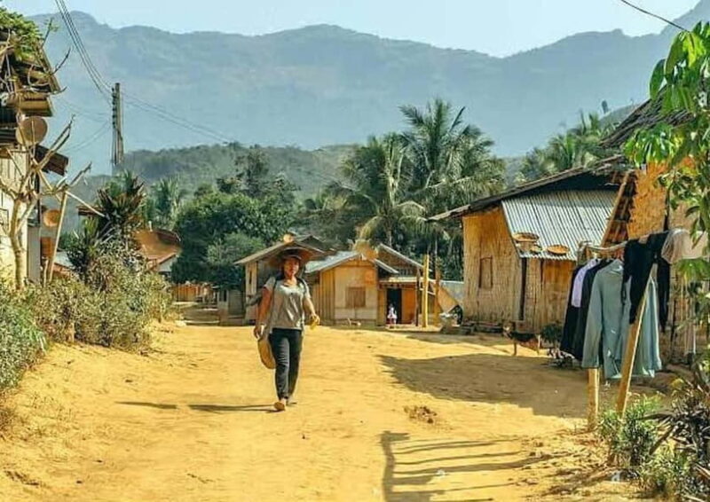 Nong Khiaw: 2-Day Trekking,Hmong village,Home Stay&Kayaking - Day 1: From Village Visits to Cultural Connection