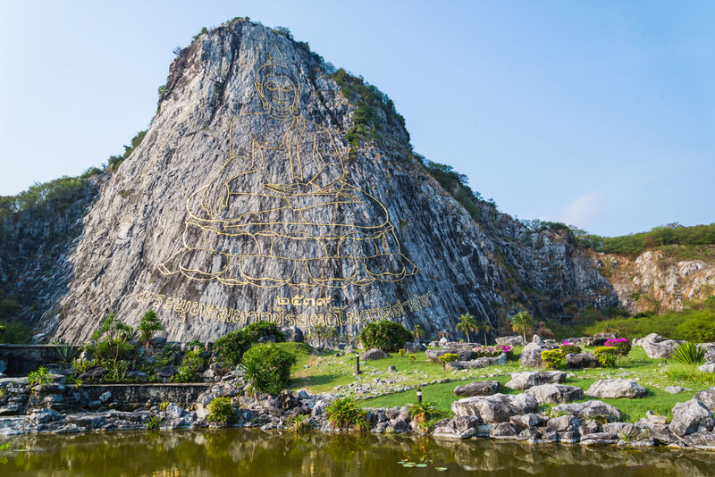 Nong Nooch Tropical Botanical Garden & Pattaya Floating Market Full-Day Private Tour - Nong Nooch rewards a focused route