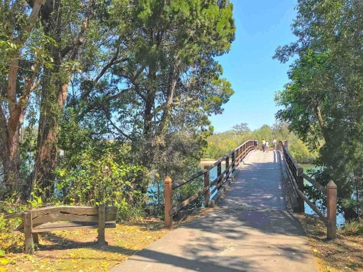 Noosa: Secrets of Noosa Tour With Lunch Nature & River Ferry - Experience Highlights