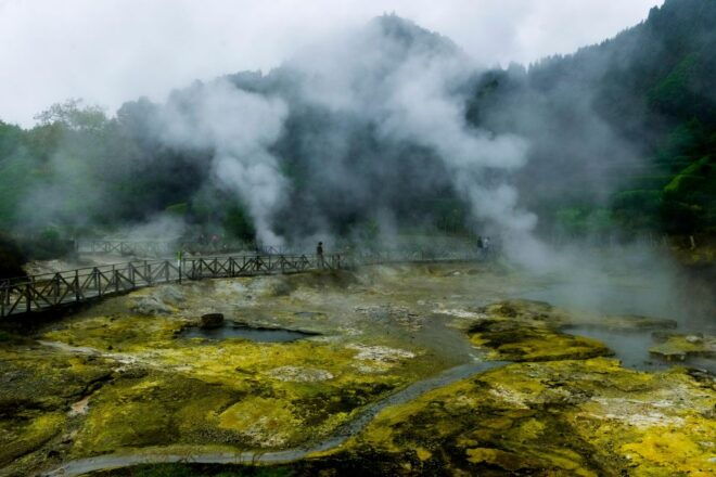 Nordeste: Waterfall, Hot Spring and Viewpoints Full-Day Tour - Preparation and What to Bring
