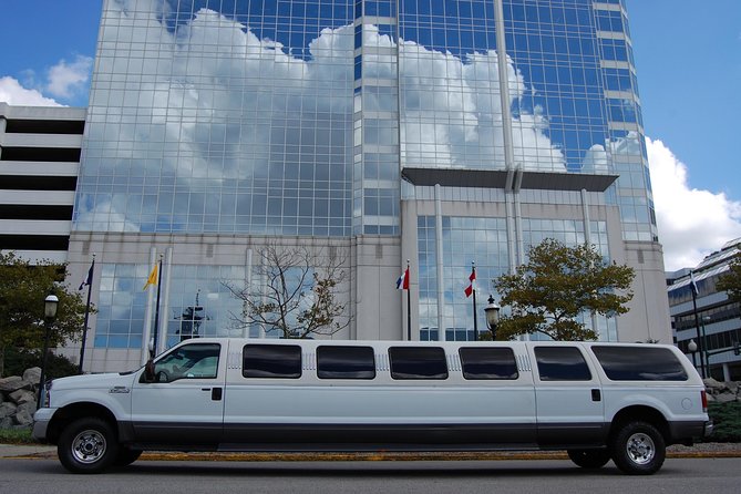 Norfolk Private Strech Limousine Round-Trip Rental - Service Details