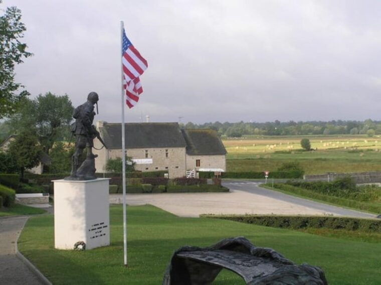 Normandy: 2 Days Tour D-Day, Normandy From Bayeux - Day 2 Itinerary: Unforgettable Sites
