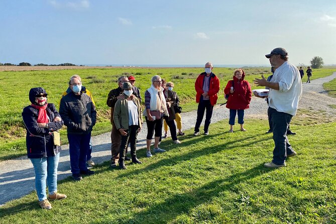 Normandy American D-Day Beaches Full Day Tour From Bayeux - Pay Respects at Utah Beach Museum and Normandy American Cemetery