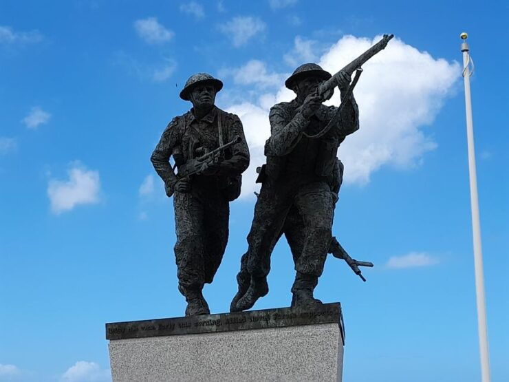Normandy D-Day Beaches Private British Sector From Bayeux - Experience and Highlights