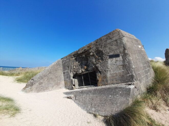 Normandy D-Day Beaches Private Canadian Sector From Bayeux - Juno Beach Centre and Historical Sites