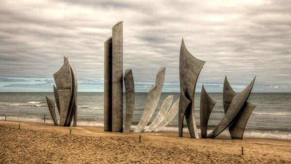 Normandy D-Day Landing Beaches WW2 - Day Trip From Paris - What to Expect on the Day