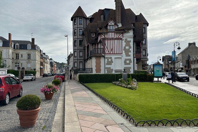 Normandy Day Trip: Rouen , Etretat , Deauville from Paris - Frequently Asked Questions