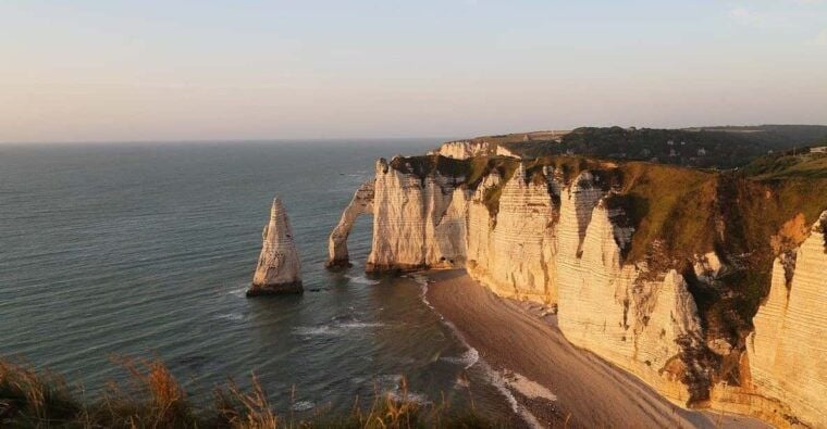 Normandy: Étretat Cliffs Private Guided Tour - Scenic Walks and Hiking Opportunities