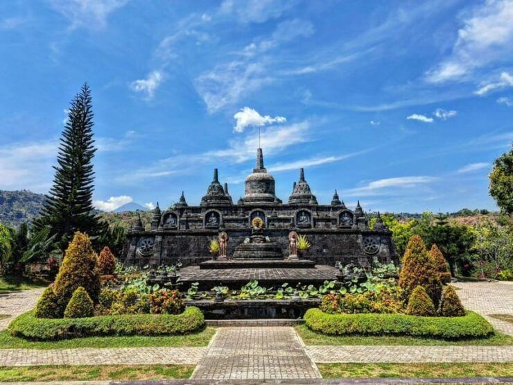 North Bali: Buddhist Temple, Banyumala Waterfall, Ulun Danu - Itinerary Highlights