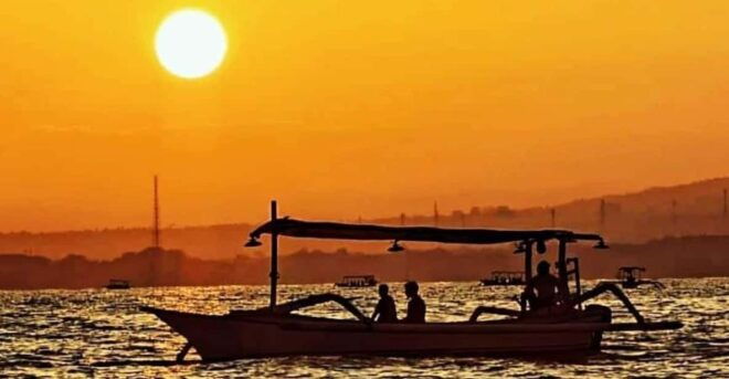 North Bali : Sunrise Dolphin Trip at Lovina Beach - Daily Itinerary