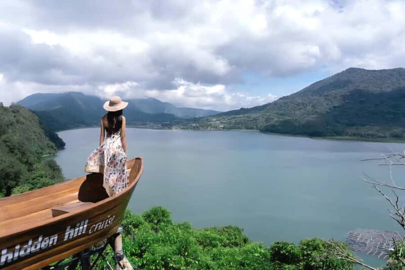 NORTH BALI WATERFALL AND TEMPLE TOUR - Exploring the Highlights of the North Bali Waterfall and Temple Tour