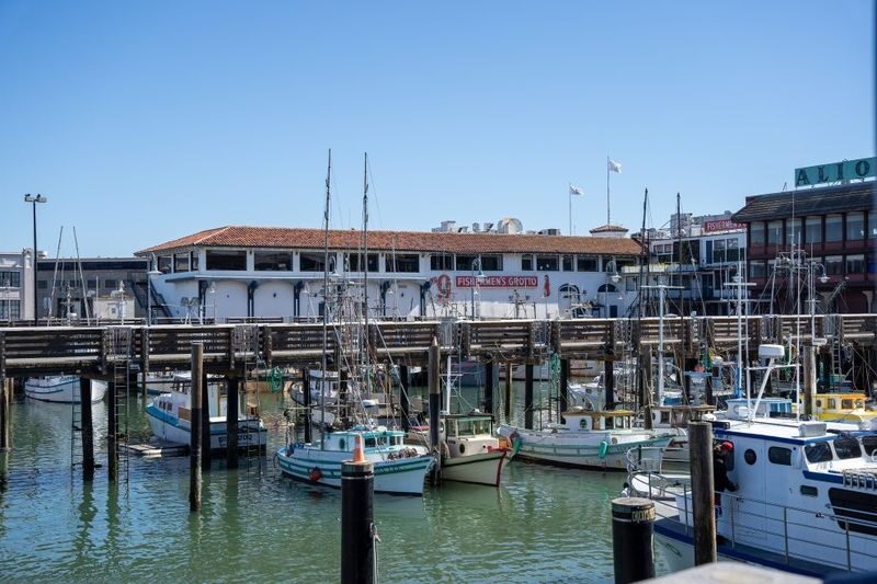 North Beach Walking Tour - Ghirardelli Square and the Barbary Coast Trail