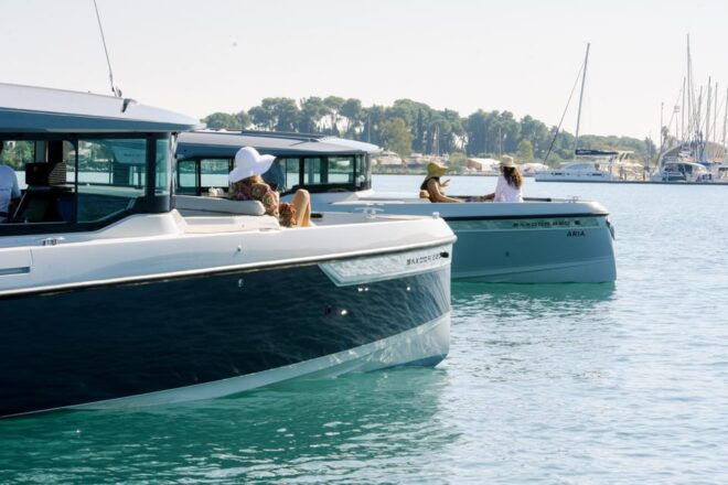 NORTH EAST YACHT COASTAL EXPERIENCE - SEMI PRIVATE - Inclusions
