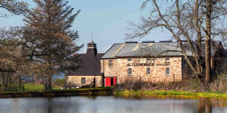 North Highland Tour: Dunrobin Castle, Dornoch, & Much More - Whisky Tasting at Glenmorangie