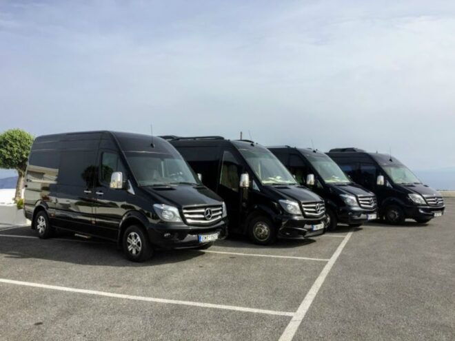 North Santorini: Private Tour With Oia Sunset & Wine Tasting - Customer Reviews