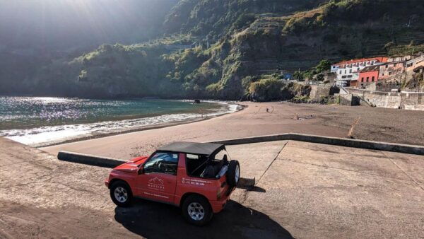 North Side Express (S. Vicente, Seixal & Porto Moniz) - Common Questions