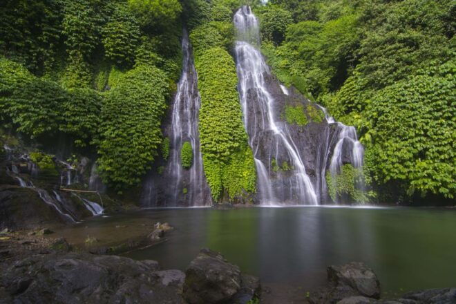 Northern Charm: Lake Bratan, Handara Gate, Waterfall & Swing - Swing Into Adventure at Wanagiri Hidden Hills