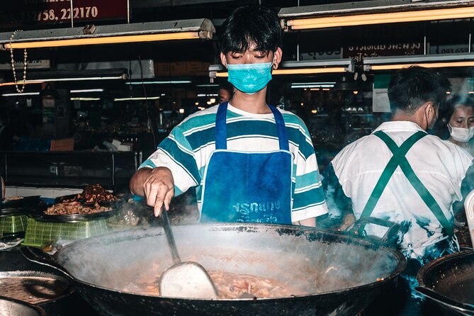Northern Flavours Chiang Mai Food Tour With 15 Tastings - Local Market Exploration