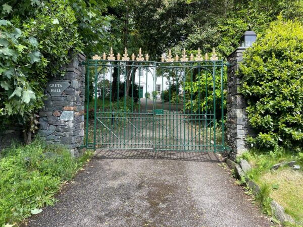 Northern Lake District: Keswick Through The Ages Audio Tour - Keswicks Historical Sites
